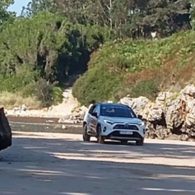 El suceso «flipante» de un coche en una playa de Llanes: «¿Es que no se puede?»