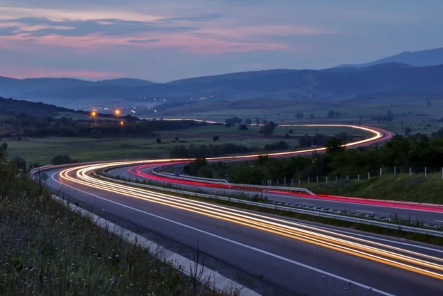 Aumentar el límite de velocidad a 150 km/h es ya una tendencia en Europa. Una que lidera República Checa