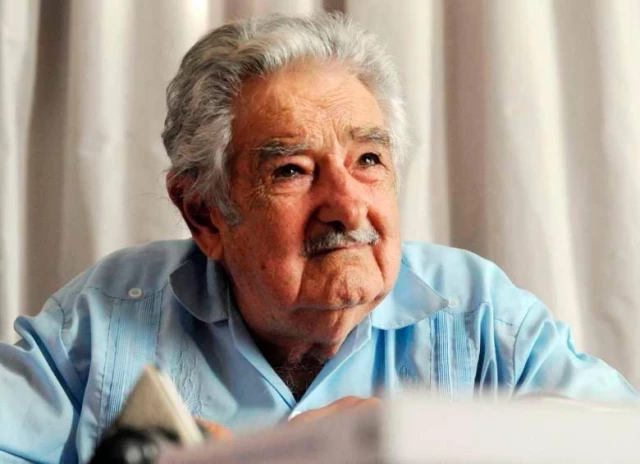 Falso, el expresidente Pepe Mujica no ha muerto, sigue recuperándose