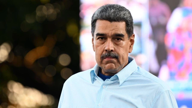 Maduro pide no aceptar equipos electrónicos como regalos de Navidad