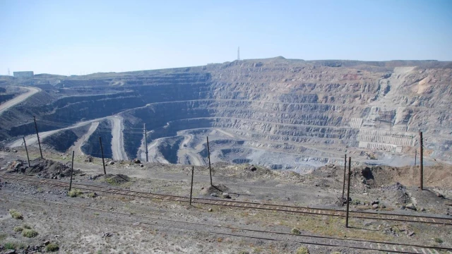 Tierras raras: China tropieza con un megayacimiento de cinco millones de toneladas en la zona más pobre del país