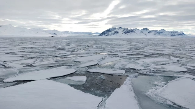 Svalbard, cambio climático y tensión por la guerra de Ucrania