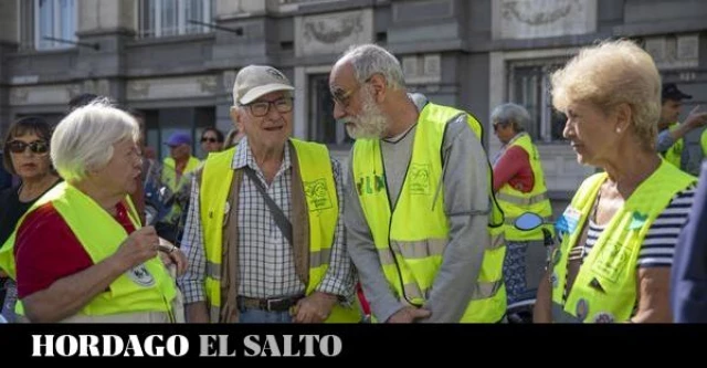 Fumar mata, retrasar la edad de jubilación, también