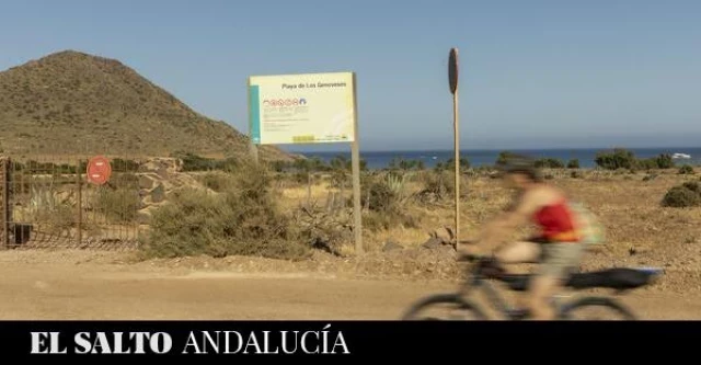 La construcción de un hotel en la playa de los Genoveses pone en peligro el Parque Natural del Cabo de Gata