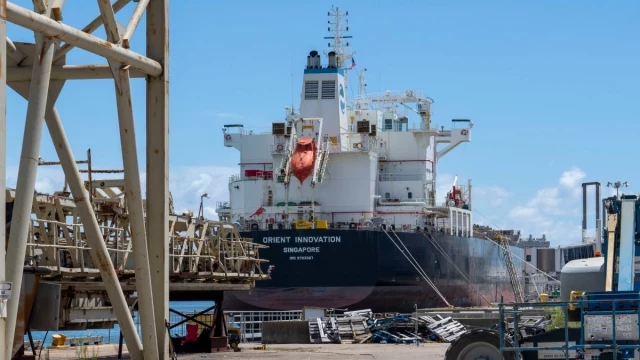 Trabajadores portuarios de Maine a Texas podrían ir a la huelga