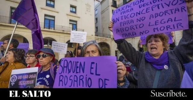 Solo 2 de cada 10 abortos se realizan en la sanidad pública