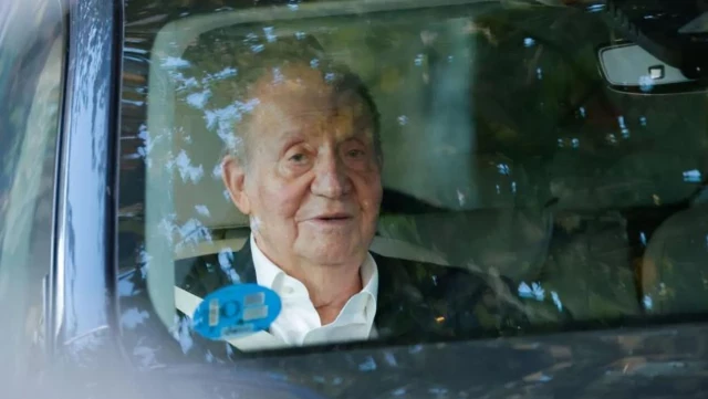 La trama del presunto chantaje al rey Juan Carlos se complica con cheques «relacionados con actividades oscuras»