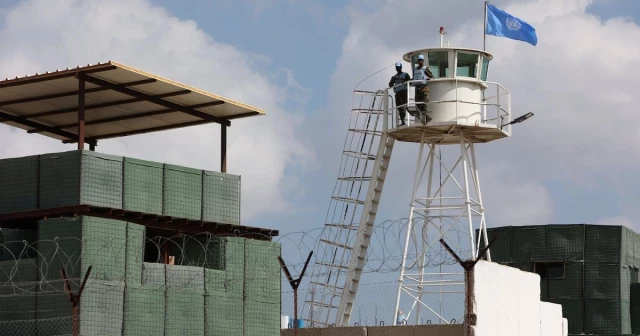 Las Fuerzas de Defensa de Israel piden a cascos azules de Irlanda y a Unifil que retiren a las tropas del puesto fronterizo libanés. No se retiraron (ENG)