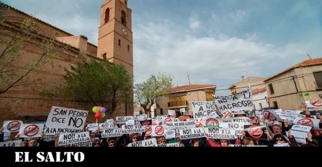 El movimiento Stop Ganadería Industrial se prepara para el fin de las moratorias de macrogranjas