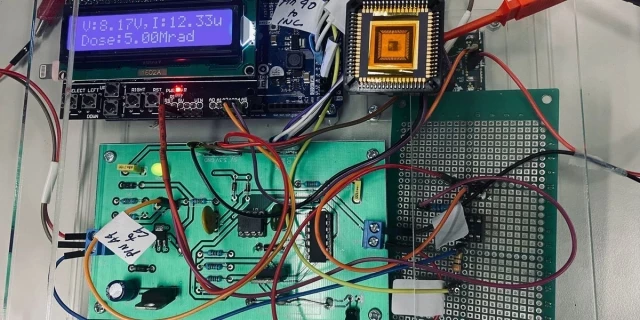 Ni los rayos gamma pueden detener esta memoria: memristores se curan a sí mismos incluso cuando son golpeados por radiaciones intensas [ENG]