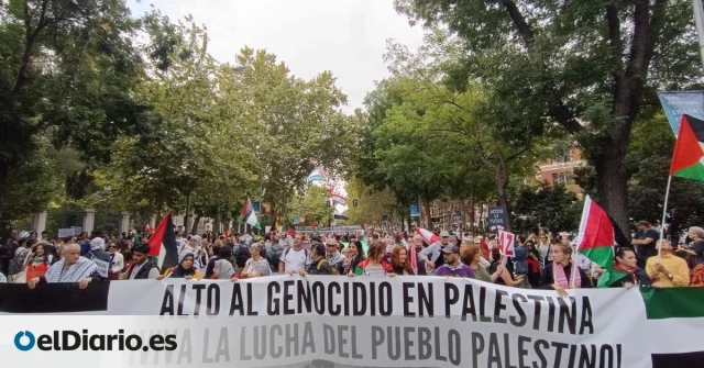 Miles de personas toman el centro de Madrid en solidaridad con Palestina: “Con nuestro dinero financian el genocidio”