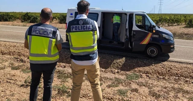 Detenido un empresario agrícola por explotar personas extranjeras en Valladolid: sin contrato, sin descansos y alojados en una infravivienda