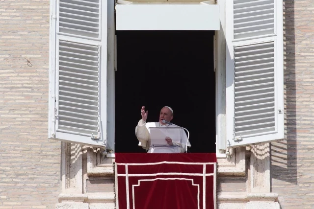 Los templarios vuelven a demandar al Papa y le exigen la rehabilitación de la orden, suspendida en el año 1312