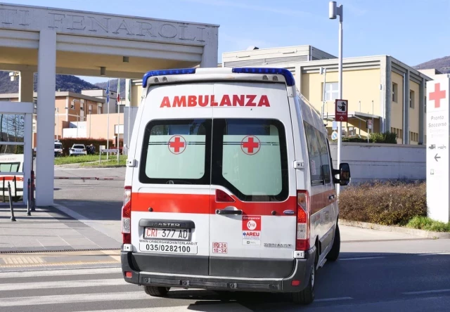 Un policía grave tras ser linchado después de matar a un hombre en Calabria tras una discusión de tráfico