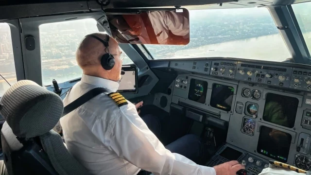 El presidente del Parlamento iraní visita Líbano pilotando su avión oficial pese a la prohibición de Israel