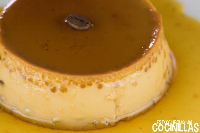 Receta de flan de café (casero y al horno)