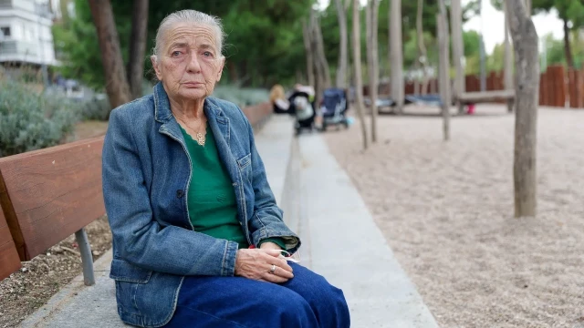 La "extorsión legal" de un fondo a Cristina por la que perderá su casa a los 77 años: "Aspiraba a una vejez tranquila y me veo en la calle"