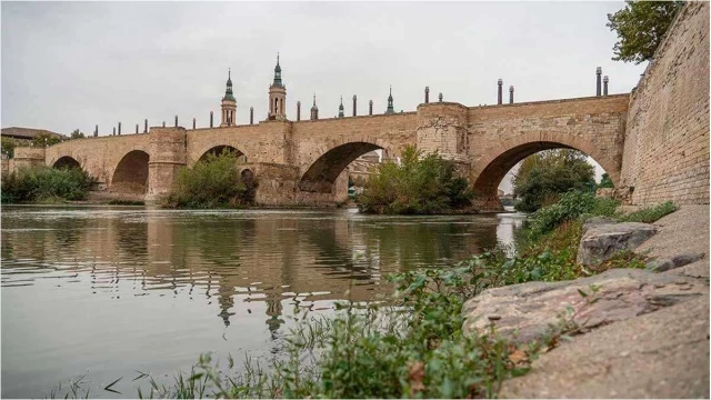 El Ebro que escondía horrores y la terrorífica risa de un duende: historias de miedo en Zaragoza