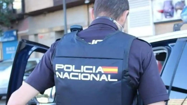 Detenido en Telde (Gran Canaria) por atropellar a su vecino, herir a su pareja y a su hijo de 18 meses