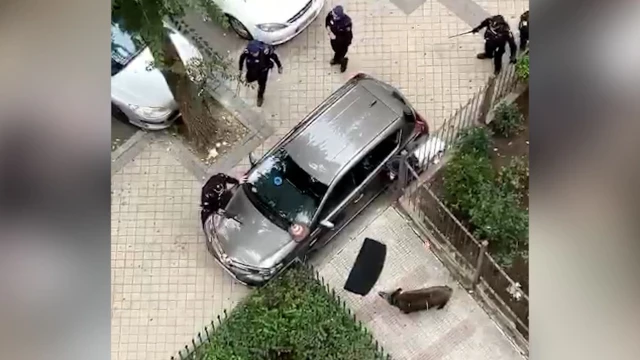 Un jabalí de 100 kilos provoca el pánico en Vallecas y termina siendo abatido: se llegó a meter en la estación de El Pozo