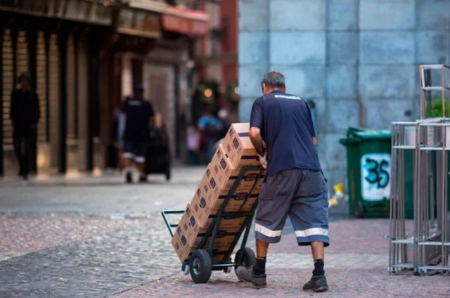 Las rentas del trabajo disminuyen y crecen las desigualdades