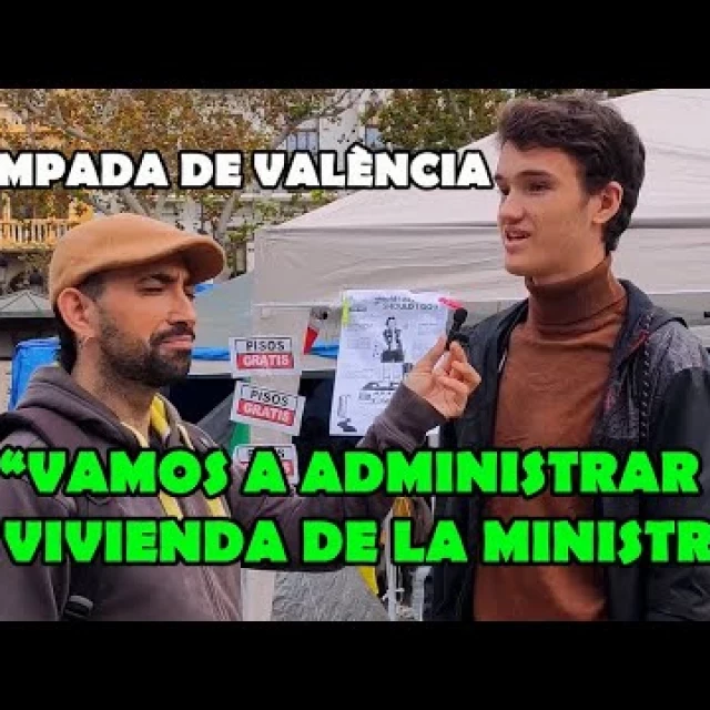 Entrevista en la acampada por la vivienda en Valencia