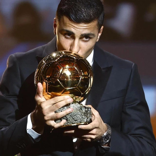 Rodri gana el Balón de Oro por delante de Vinicius y recoge el testigo de Luis Suárez después de 64 años