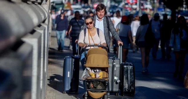 El 10% de las parejas con hijos no llegan a fin de mes y el coste de criar ya equivale al de comprar una vivienda en Madrid