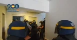 En comunidades